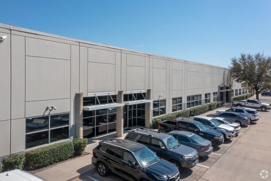 More Photos Of 11335 Clay Rd, Houston Flex For Lease