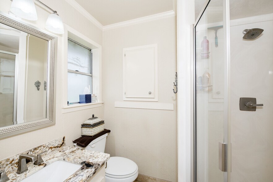 More Photos Of 11184 Dan Williams Ln, College Station Warehouse For Sale