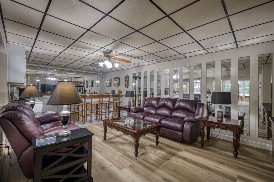 More Photos Of 200 Little Acres Dr, Marion Specialty For Sale