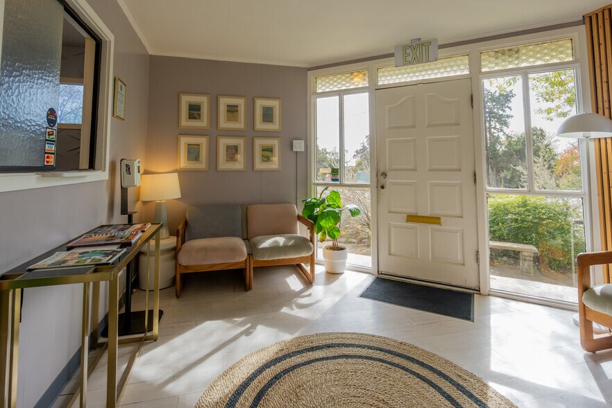 More Photos Of 1501 N 25th St, Waco Medical For Sale