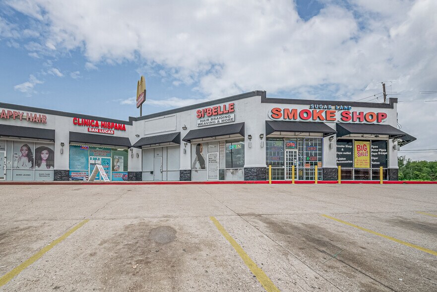 More Photos Of 11422 Southwest Fwy, Houston Storefront For Sale