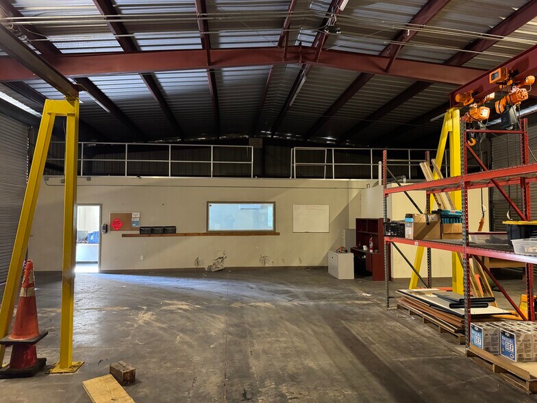 More Photos Of 4555 South St, Titusville Warehouse For Sale