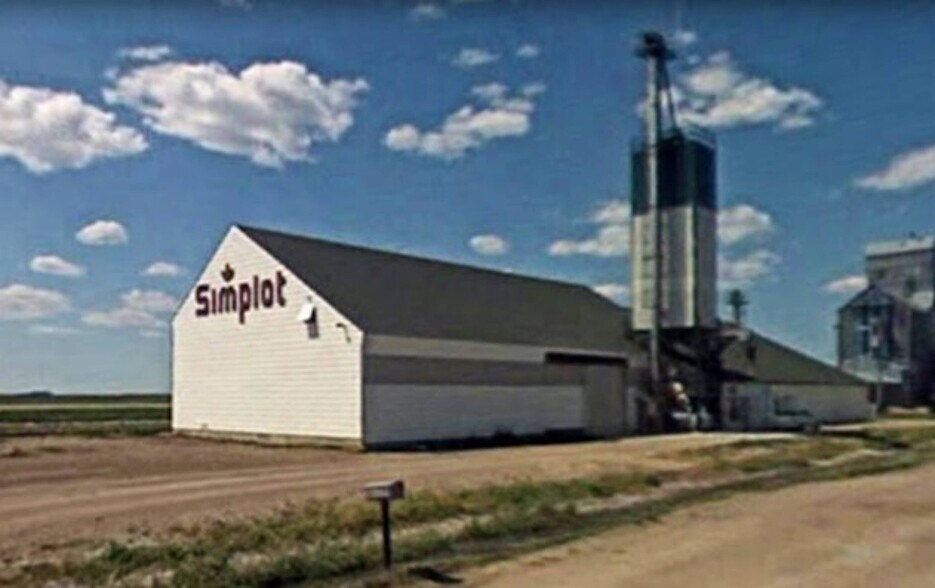 More Photos Of 9713 Old 81 hwy, Joliette Industrial For Sale
