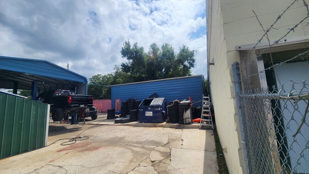 More Photos Of 2973 Phillips Hwy, Jacksonville Auto Repair For Sale