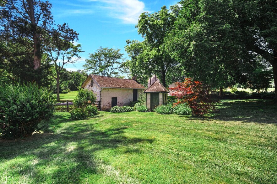 More Photos Of 1902 Jefferson Pike, Brunswick Lodge Meeting Hall For Lease