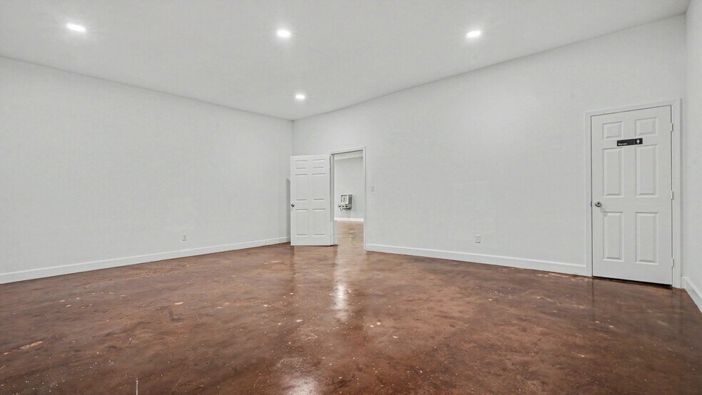 More Photos Of 619 Jackson, Pasadena Storefront Retail Office For Sale