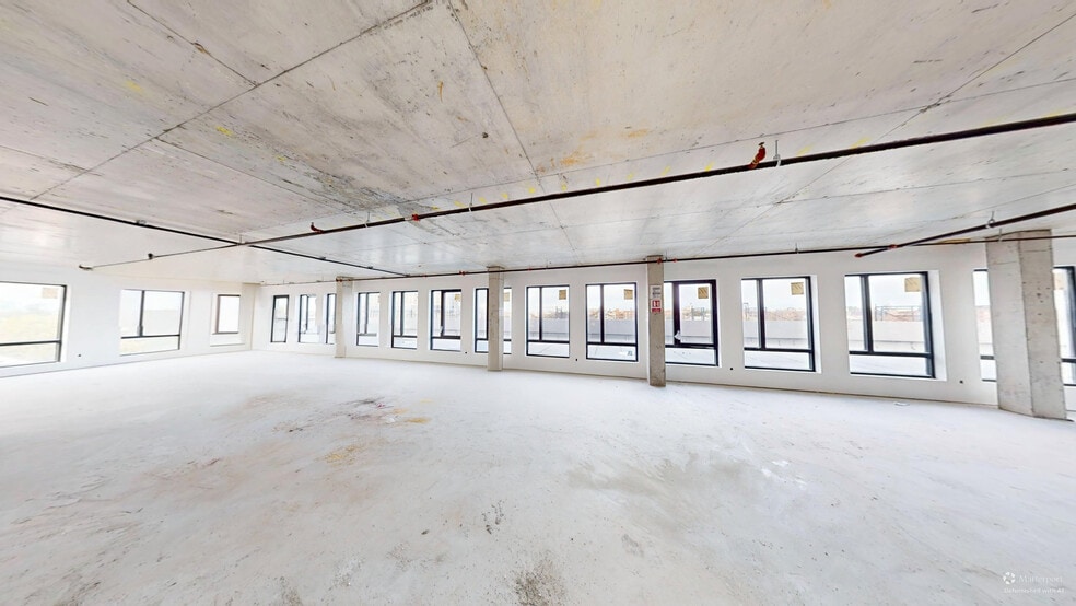 More Photos Of 815 Kings Hwy, Brooklyn Office For Lease