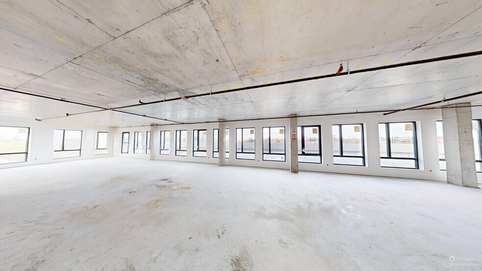 More Photos Of 815 Kings Hwy, Brooklyn Office For Lease
