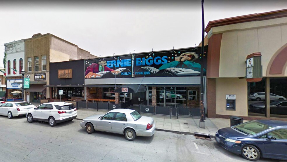 More Photos Of 312 South Ave, Springfield Bar For Lease