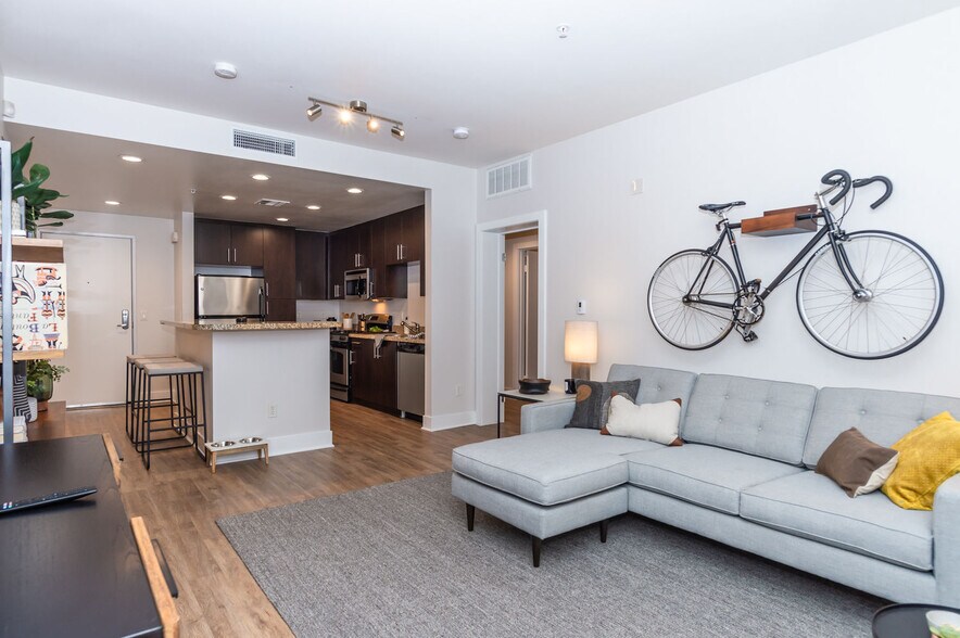 More Photos Of 421 W Broadway, Long Beach Apartments For Lease