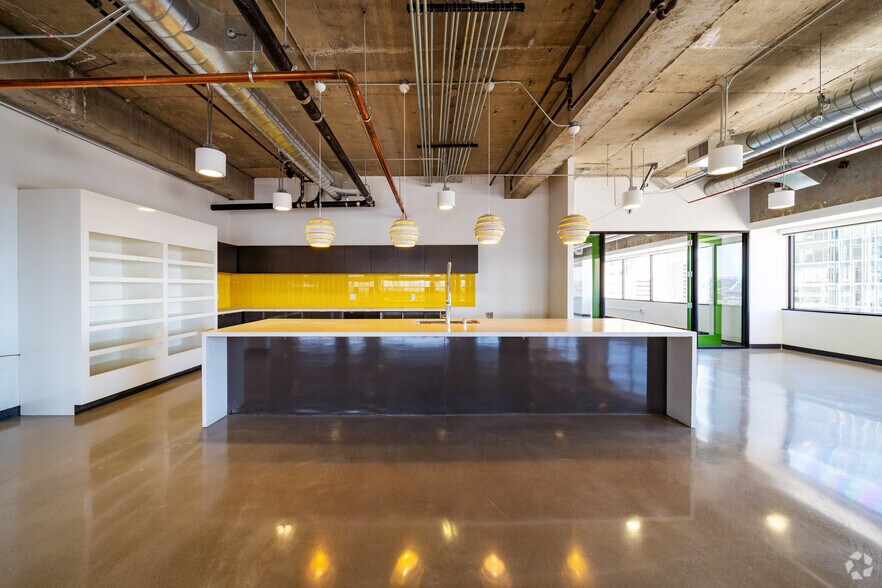 Photo of 11st Floor Ste 1100