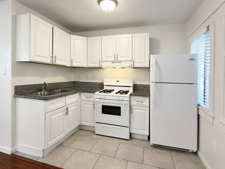 More Photos Of 740-746 Daisy Ave, Long Beach Apartments For Sale