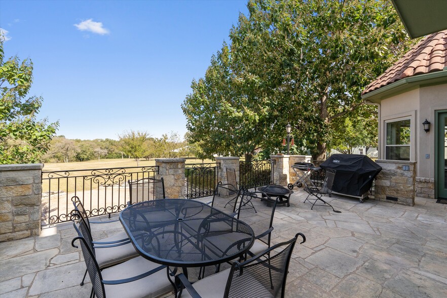 More Photos Of 1092 FM 3000, Elgin Specialty For Sale