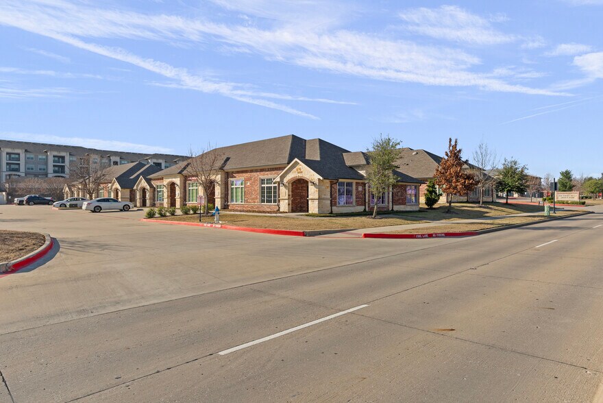 More Photos Of 8951 Collin McKinney Pky, McKinney Unknown For Lease