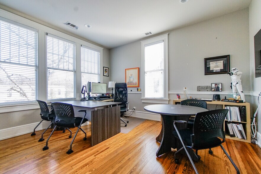More Photos Of 455 N Milledge Ave, Athens Office For Lease