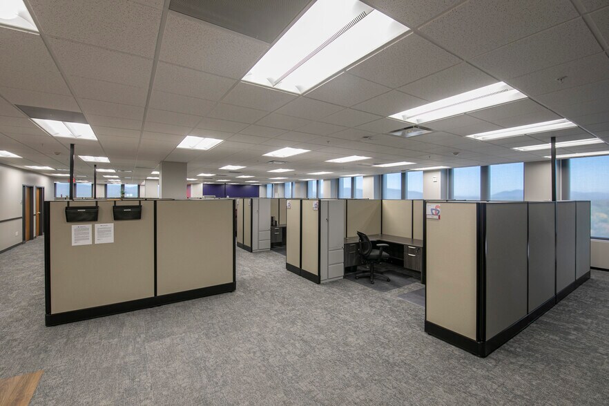 More Photos Of 333 Glen St, Glens Falls Office For Lease