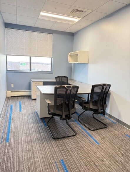 More Photos Of 950 Warren Ave, East Providence Medical For Lease