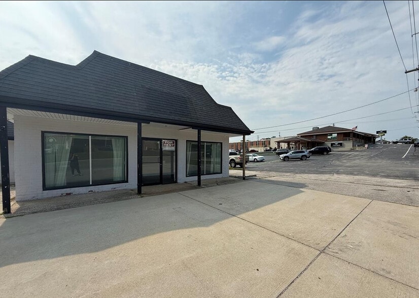 Primary Photo Of 10639 Business Route 21, Hillsboro Office For Lease