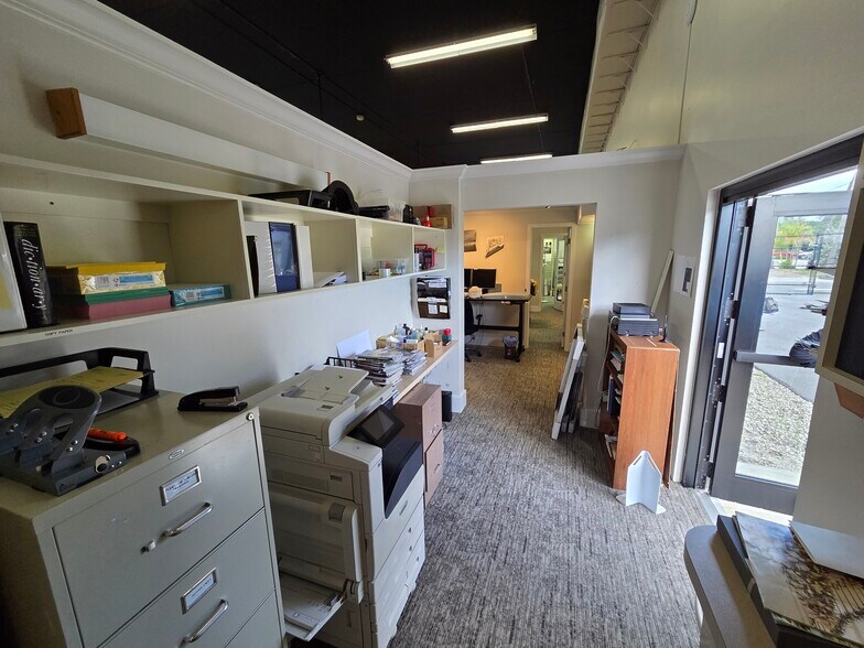 More Photos Of 2050 S Federal Hwy, Fort Lauderdale Freestanding For Lease