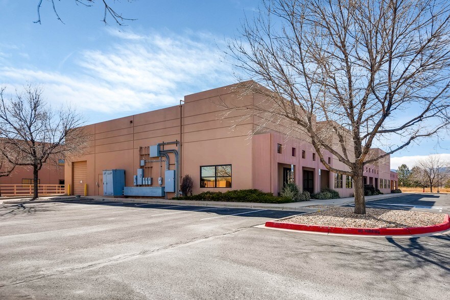 More Photos Of 7420 E Dry Creek Pky, Longmont Office For Lease