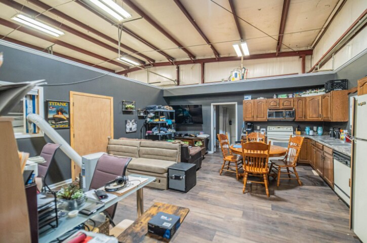 More Photos Of 938 Madison St, Paducah Industrial For Sale