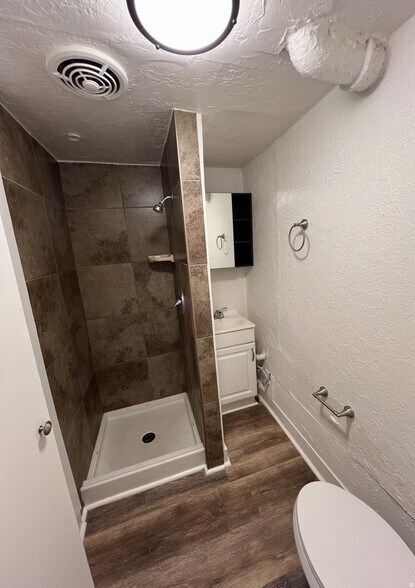 More Photos Of 457 S 500 E, Provo Apartments For Sale