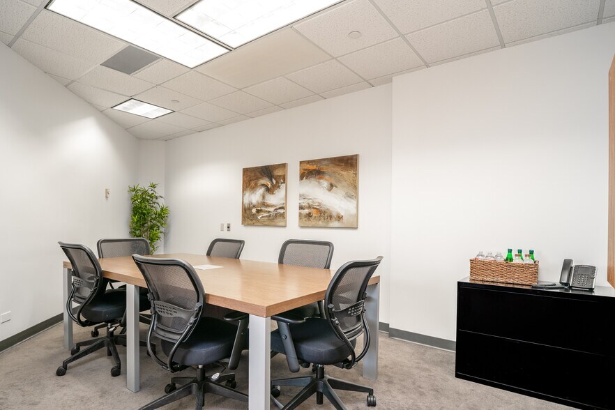 More Photos Of 8400 E Prentice Ave, Greenwood Village Office For Lease
