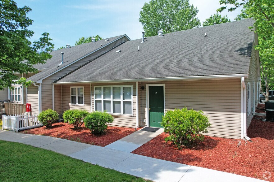 More Photos Of 1008 Rucker St, Greensboro Apartments For Sale