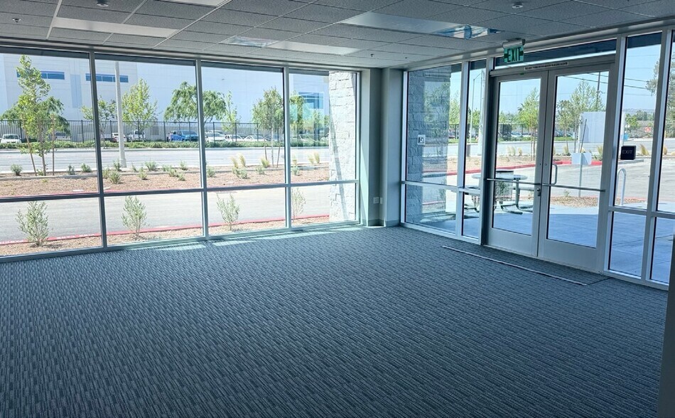 More Photos Of 311 E Johnson Ave, Perris Distribution For Sale