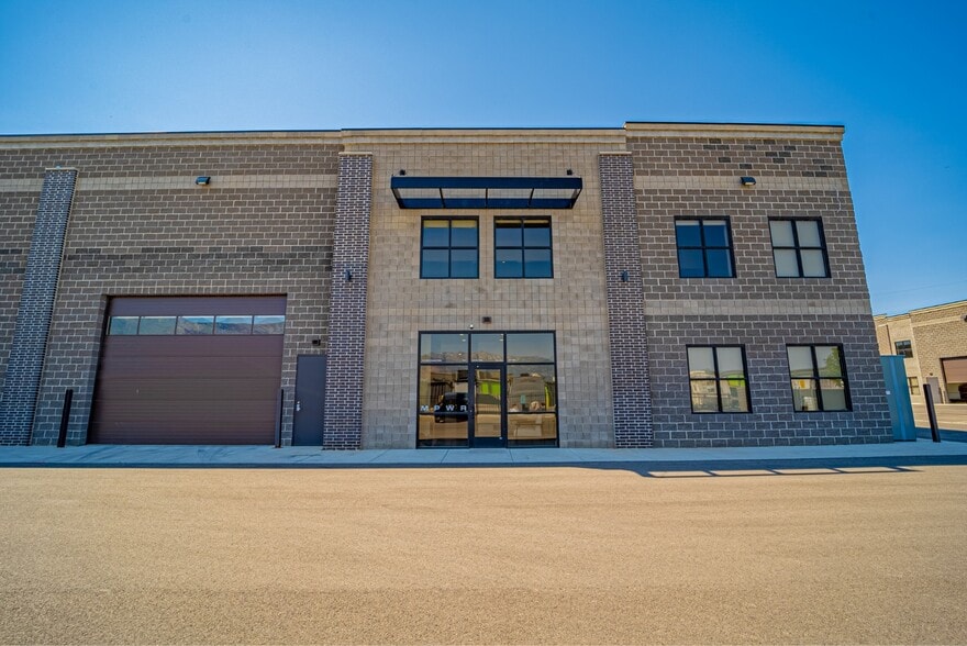More Photos Of 32 S 1800 W, Lindon Warehouse For Lease