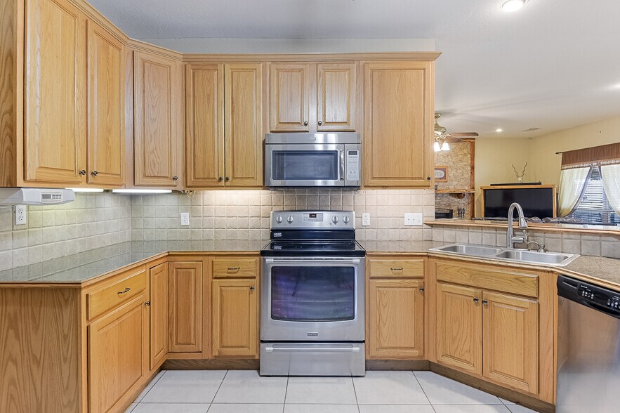 More Photos Of 2403 Greathouse Rd, Waxahachie Land For Sale