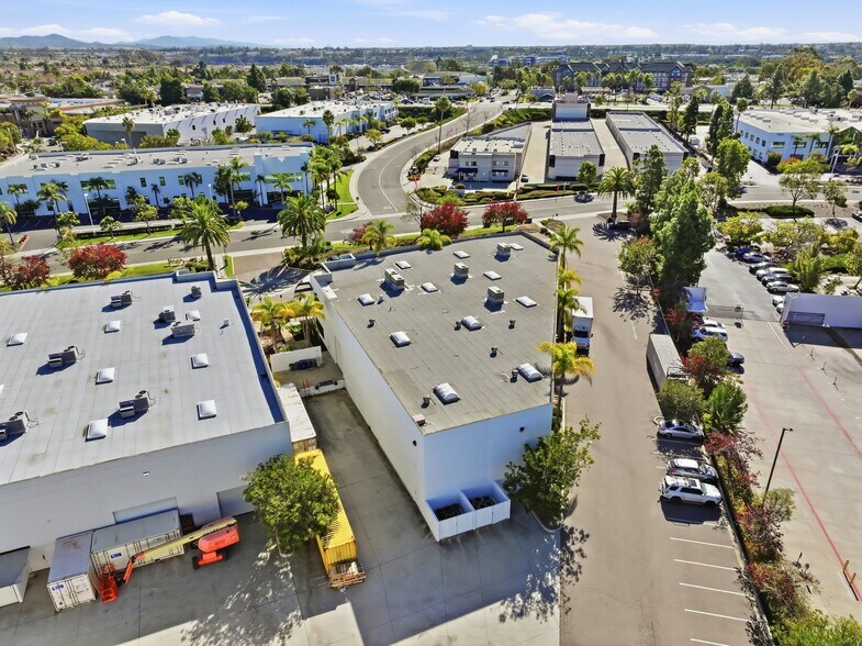 More Photos Of 6720 Top Gun St, San Diego Light Manufacturing For Sale