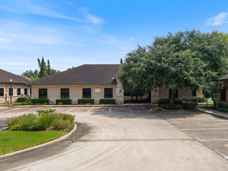 More Photos Of 4610 Riverstone Blvd, Missouri City Medical For Sale