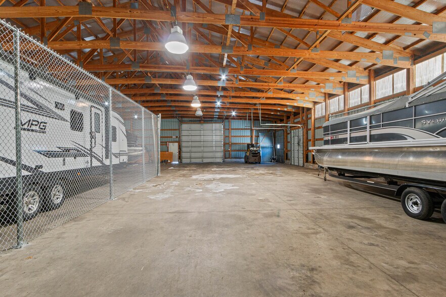 More Photos Of 108 S Front St, Coloma General Retail For Lease