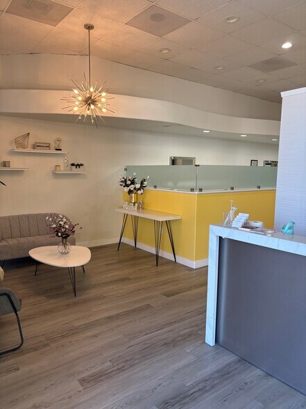 More Photos Of 1008-1010 Blossom Hill Rd, San Jose Unknown For Lease