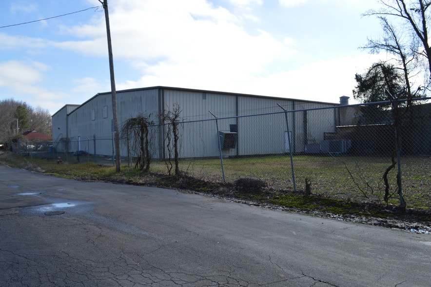More Photos Of 5472 Pleasant View Rd, Memphis Industrial For Lease