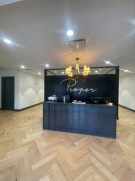 More Photos Of 3233 Thomasville Rd, Tallahassee Office For Lease