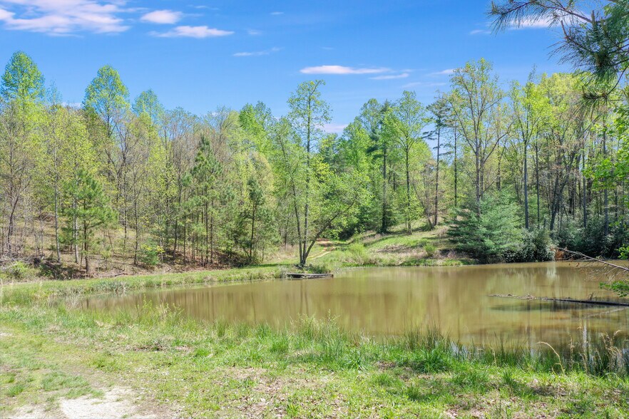 More Photos Of 602 Gibson Road, Clarkesville Land For Sale