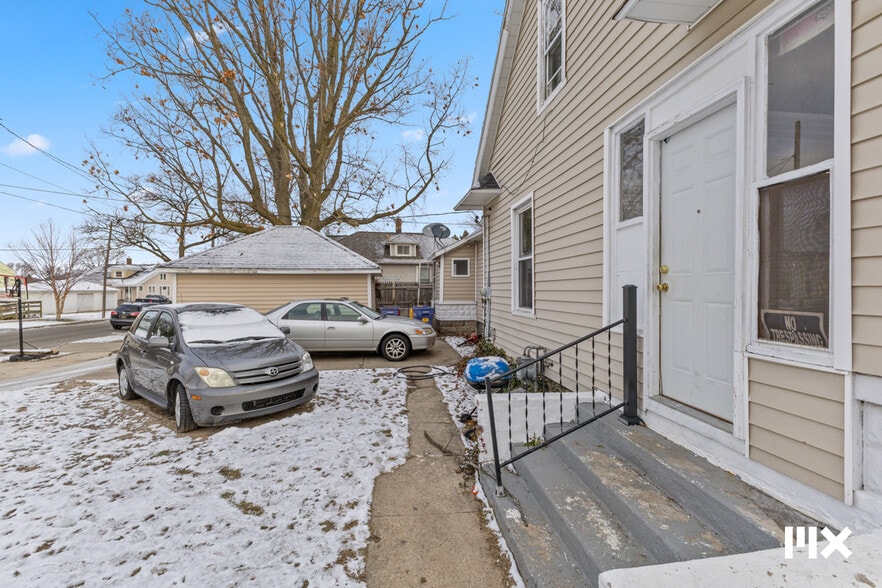More Photos Of , Grand Rapids Multifamily For Sale