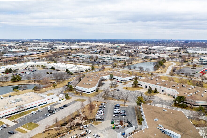 More Photos Of 16025 W 113th St, Lenexa Unknown For Lease