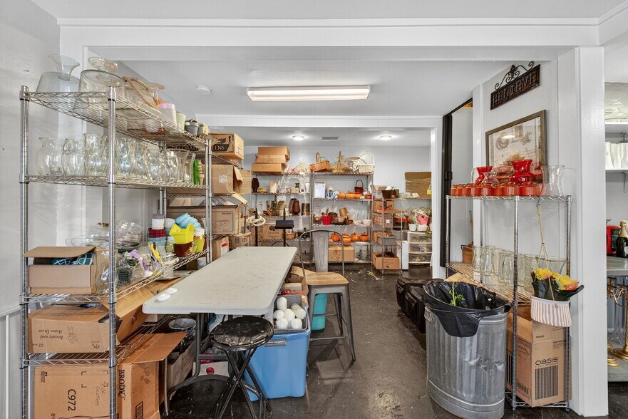 More Photos Of 237 E Plymouth Ave, Deland Freestanding For Sale