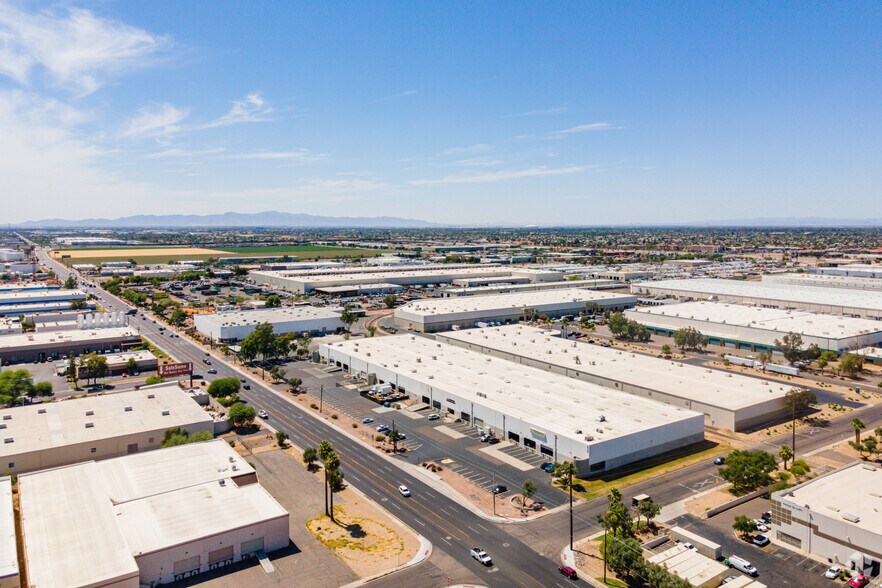 More Photos Of 4720 W Van Buren St, Phoenix Manufacturing For Lease