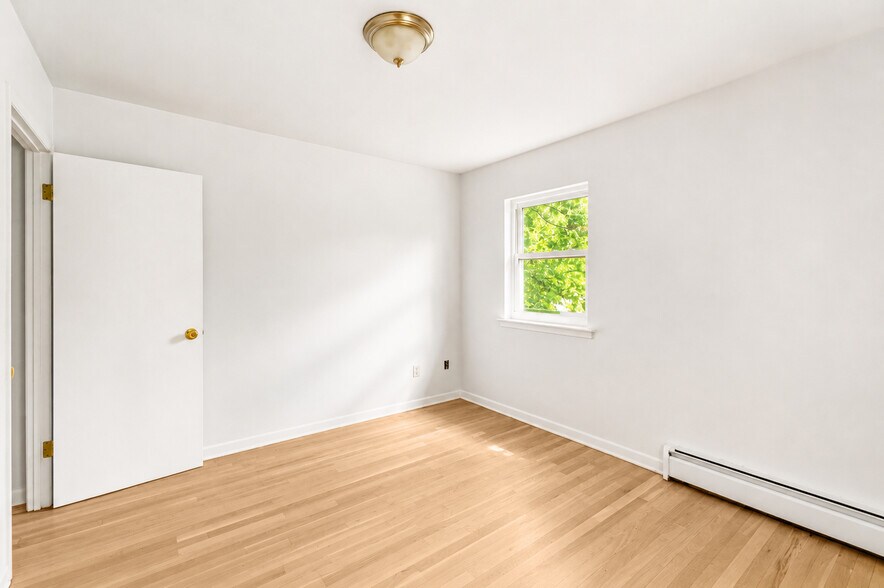 More Photos Of 5834 Fieldston Rd, Bronx Apartments For Sale