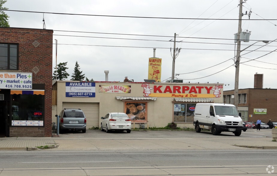 More Photos Of 3471 Lake Shore Blvd W, Toronto Storefront For Sale