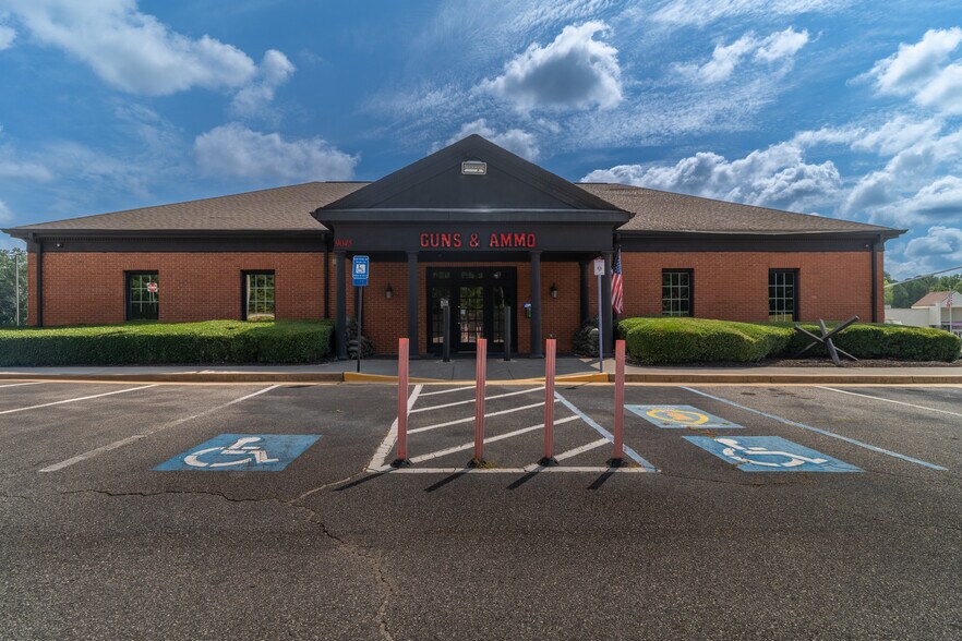 More Photos Of 9045 Hickory Flat Hwy, Woodstock Bank For Sale