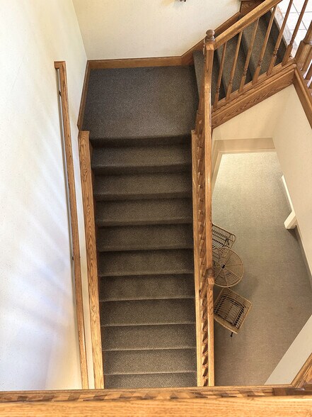 More Photos Of 55 Sullys Trl, Pittsford Office For Lease