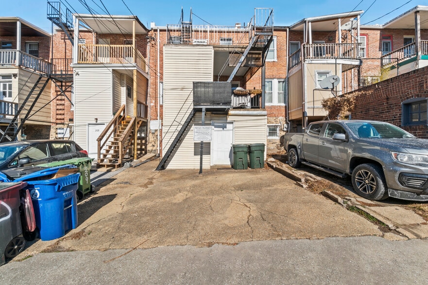 More Photos Of 211 E 33rd St, Baltimore Multifamily For Sale