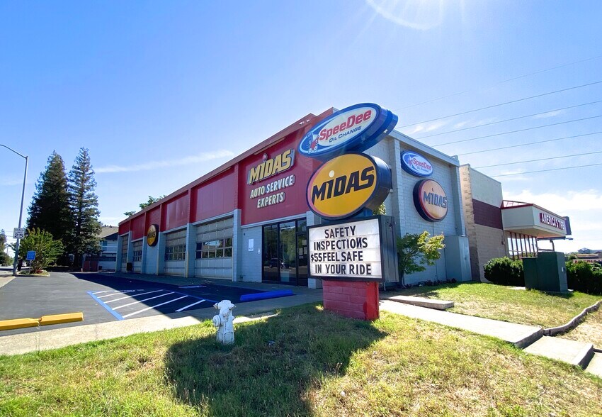 Primary Photo Of 2260 Arden Way, Sacramento Auto Repair For Sale