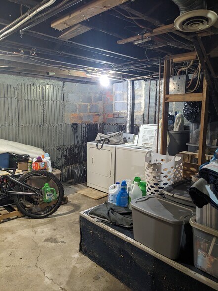 More Photos Of 485-487 Front St, Berea Office Residential For Sale