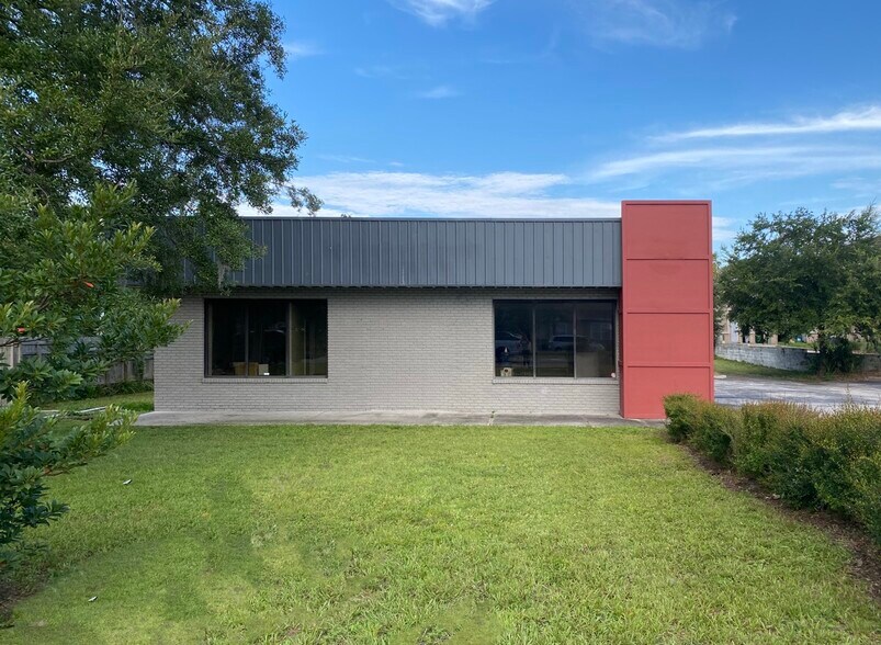 More Photos Of 12644 San Jose Blvd, Jacksonville Freestanding For Lease